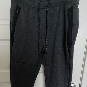 AMERICAN EAGLE FLEECE JOGGER🌚